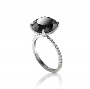 Carries-5ct-black-diamond-ring