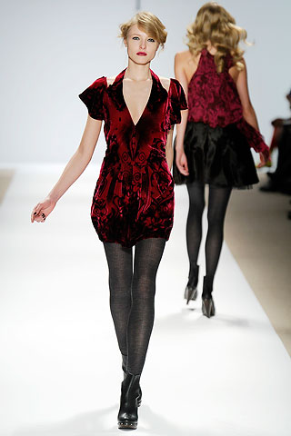 nanette lepore 4