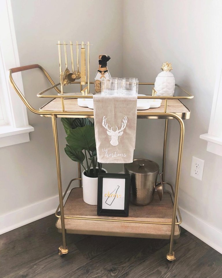How to Style the Perfect Bar Cart