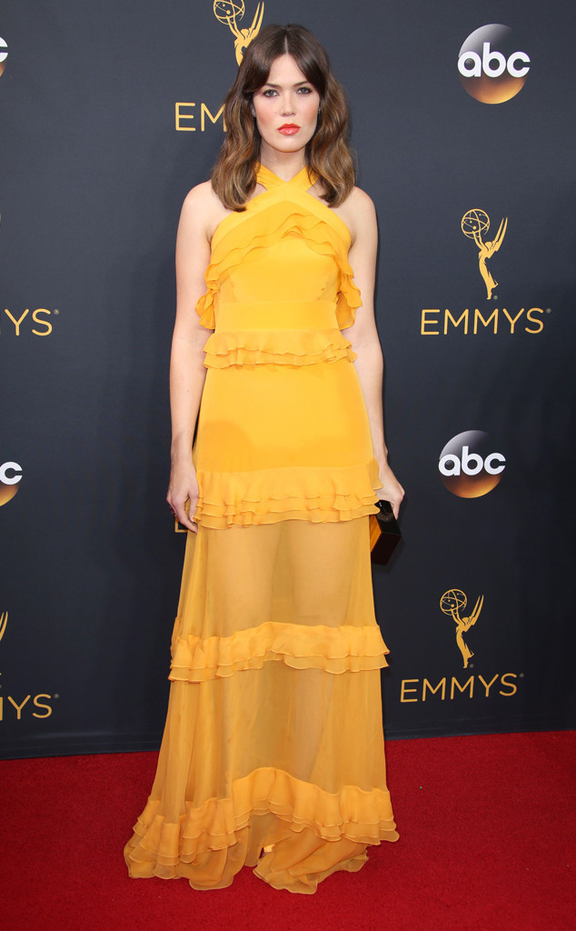 rs_634x1024-160918170200-634-mandy-moore-cm-91816